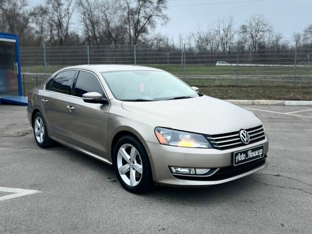 Бежевый Фольксваген Пассат, объемом двигателя 0 л и пробегом 243 тыс. км за 9900 $, фото 2 на Automoto.ua