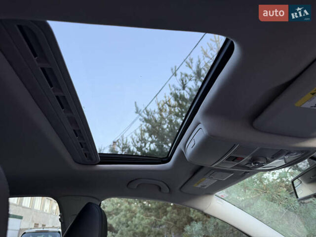 Бежевий Фольксваген Пассат, об'ємом двигуна 1.97 л та пробігом 220 тис. км за 11700 $, фото 2 на Automoto.ua