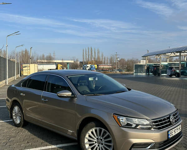 Бежевый Фольксваген Пассат, объемом двигателя 1.8 л и пробегом 183 тыс. км за 13500 $, фото 15 на Automoto.ua