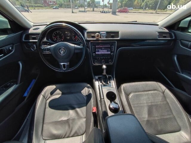 Бежевый Фольксваген Пассат, объемом двигателя 1.8 л и пробегом 123 тыс. км за 11990 $, фото 25 на Automoto.ua