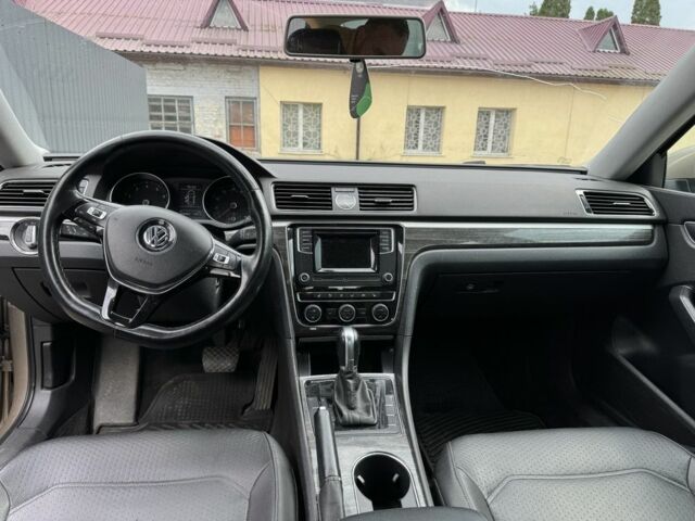 Бежевый Фольксваген Пассат, объемом двигателя 1.8 л и пробегом 188 тыс. км за 8700 $, фото 7 на Automoto.ua