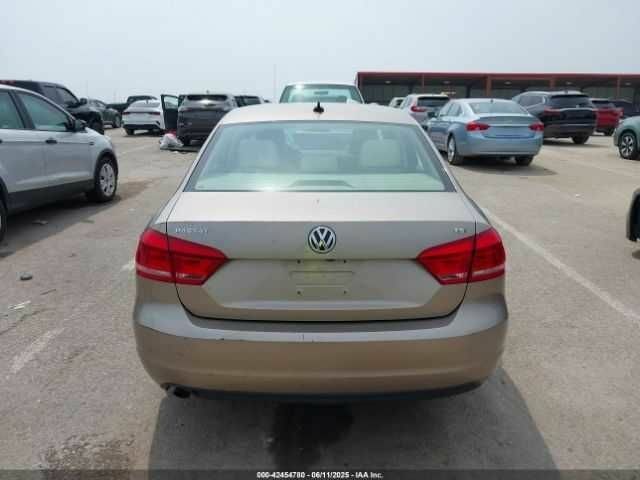 Бежевый Фольксваген Пассат, объемом двигателя 1.8 л и пробегом 82 тыс. км за 9000 $, фото 6 на Automoto.ua