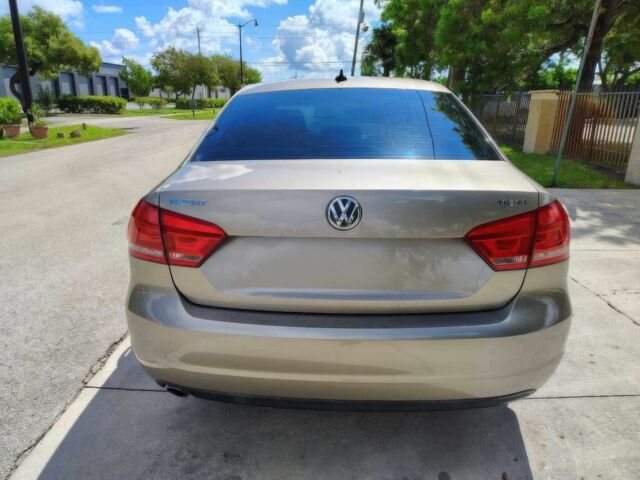 Фольксваген Пассат 2015 в Одессе на Automoto.ua Бежевый Фольксваген Пассат, объемом двигателя 2 л и пробегом 79 тыс. км за 7900 $, фото 3 на Automoto.ua