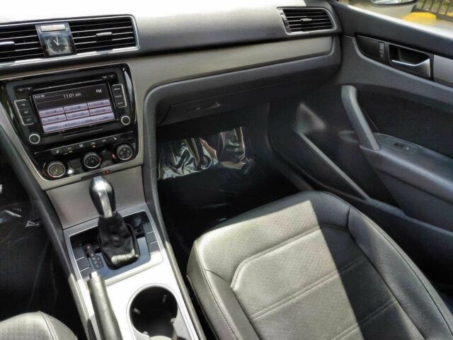 Фольксваген Пассат 2015 в Одессе на Automoto.ua Бежевый Фольксваген Пассат, объемом двигателя 2 л и пробегом 79 тыс. км за 7900 $, фото 8 на Automoto.ua