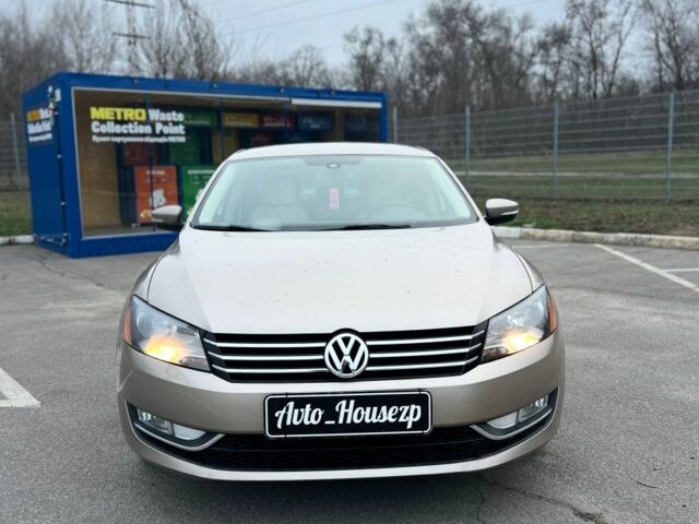 Бежевый Фольксваген Пассат, объемом двигателя 0 л и пробегом 243 тыс. км за 9900 $, фото 1 на Automoto.ua