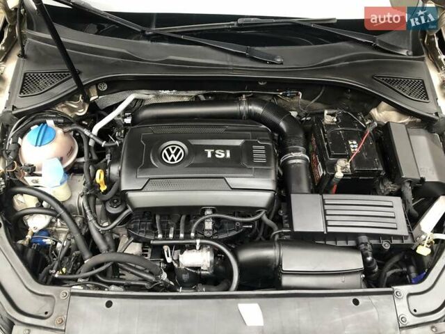 Бежевый Фольксваген Пассат, объемом двигателя 1.8 л и пробегом 198 тыс. км за 12000 $, фото 10 на Automoto.ua