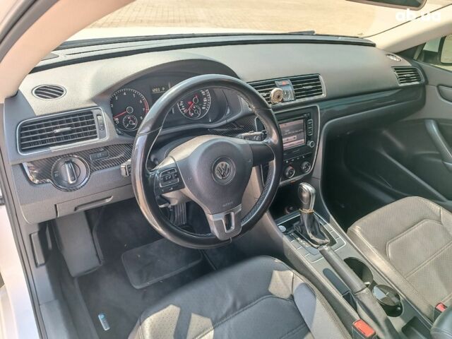 Бежевый Фольксваген Пассат, объемом двигателя 1.8 л и пробегом 123 тыс. км за 11990 $, фото 14 на Automoto.ua