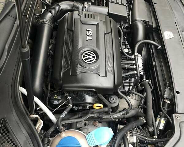 Бежевый Фольксваген Пассат, объемом двигателя 1.8 л и пробегом 198 тыс. км за 12000 $, фото 11 на Automoto.ua