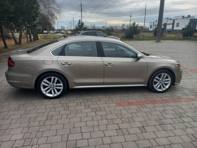 Бежевый Фольксваген Пассат, объемом двигателя 0 л и пробегом 154 тыс. км за 14200 $, фото 2 на Automoto.ua