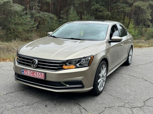 Бежевый Фольксваген Пассат, объемом двигателя 1.8 л и пробегом 172 тыс. км за 11500 $, фото 1 на Automoto.ua