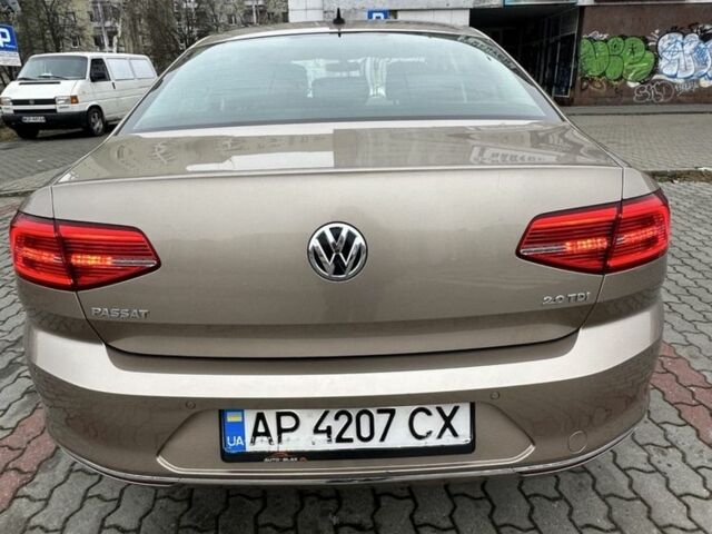 Бежевий Фольксваген Пассат, об'ємом двигуна 2 л та пробігом 193 тис. км за 16100 $, фото 1 на Automoto.ua