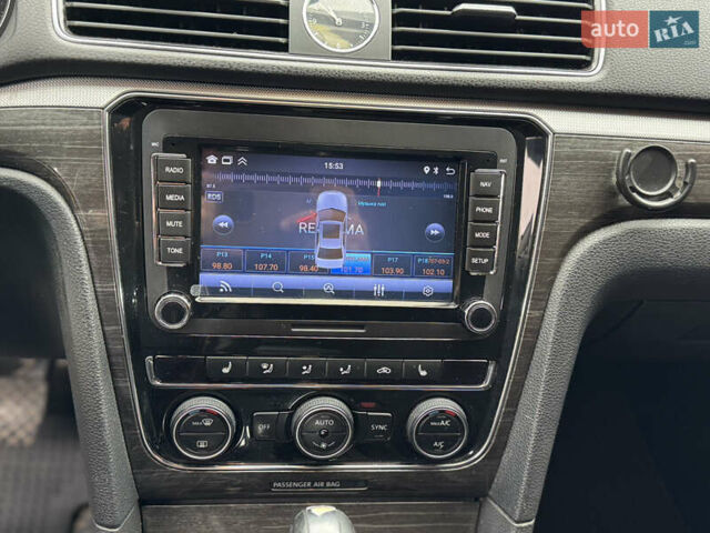 Бежевий Фольксваген Пассат, об'ємом двигуна 1.8 л та пробігом 172 тис. км за 11000 $, фото 9 на Automoto.ua