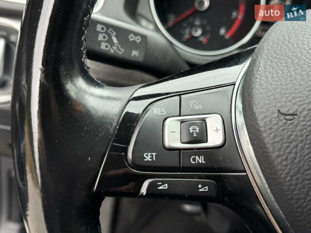 Бежевий Фольксваген Пассат, об'ємом двигуна 1.8 л та пробігом 172 тис. км за 11000 $, фото 8 на Automoto.ua