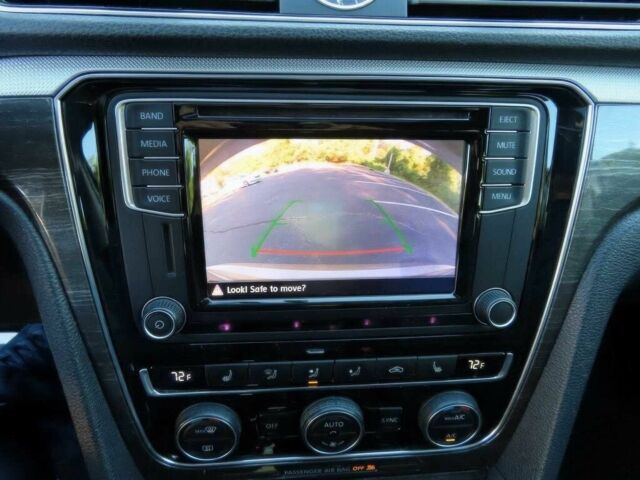 Бежевый Фольксваген Пассат, объемом двигателя 1.8 л и пробегом 71 тыс. км за 8300 $, фото 10 на Automoto.ua