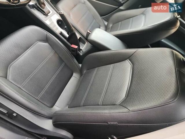 Бежевый Фольксваген Пассат, объемом двигателя 1.8 л и пробегом 75 тыс. км за 14700 $, фото 38 на Automoto.ua