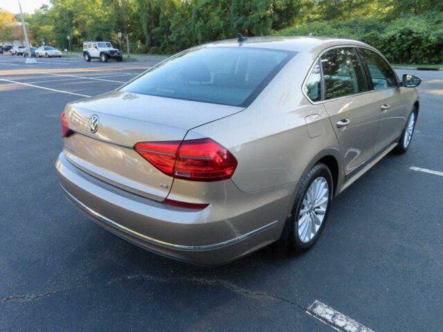 Бежевый Фольксваген Пассат, объемом двигателя 1.8 л и пробегом 71 тыс. км за 8300 $, фото 6 на Automoto.ua