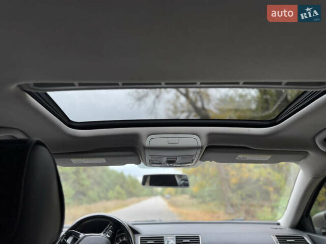 Бежевий Фольксваген Пассат, об'ємом двигуна 1.8 л та пробігом 172 тис. км за 11000 $, фото 10 на Automoto.ua