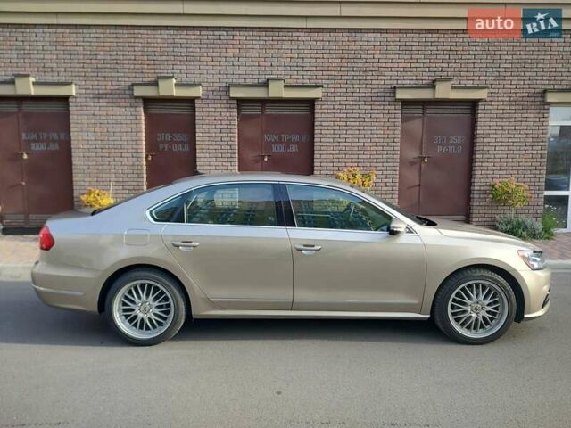 Бежевый Фольксваген Пассат, объемом двигателя 1.8 л и пробегом 75 тыс. км за 14700 $, фото 1 на Automoto.ua