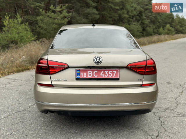 Бежевий Фольксваген Пассат, об'ємом двигуна 1.8 л та пробігом 172 тис. км за 11000 $, фото 4 на Automoto.ua