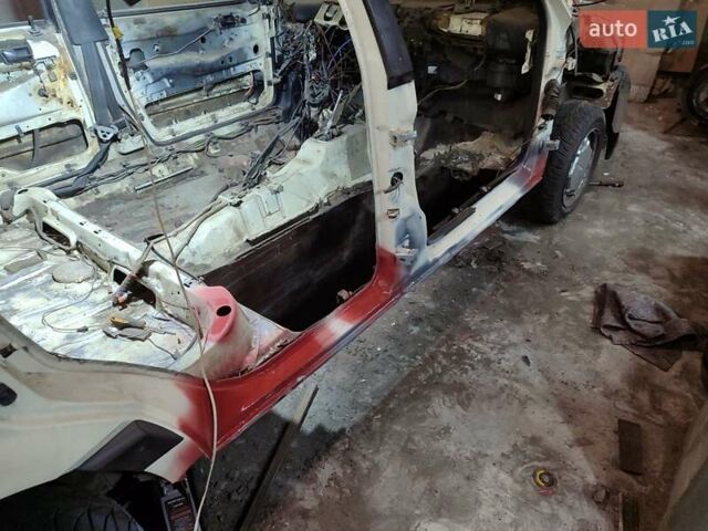 Бежевый Фольксваген Пассат, объемом двигателя 1.6 л и пробегом 300 тыс. км за 1500 $, фото 8 на Automoto.ua