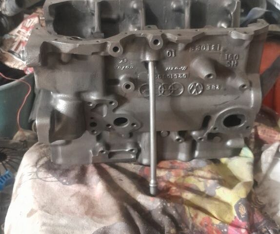 Бежевый Фольксваген Пассат, объемом двигателя 1.8 л и пробегом 100 тыс. км за 710 $, фото 3 на Automoto.ua