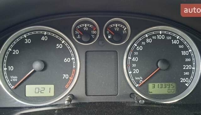 Бежевый Фольксваген Пассат, объемом двигателя 2 л и пробегом 313 тыс. км за 5800 $, фото 19 на Automoto.ua