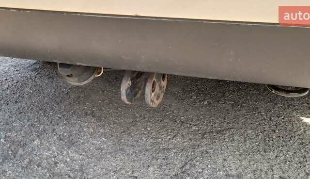 Бежевый Фольксваген Пассат, объемом двигателя 2 л и пробегом 313 тыс. км за 5800 $, фото 11 на Automoto.ua