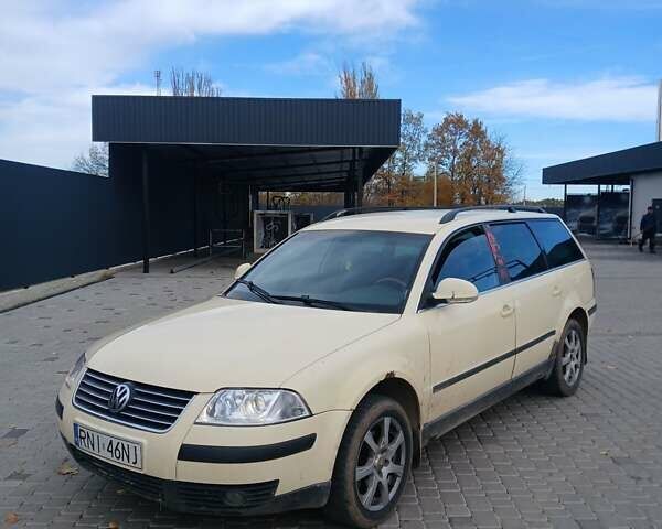 Фольксваген Пассат 2004 в Гниване на Automoto.ua Бежевый Фольксваген Пассат, объемом двигателя 1.9 л и пробегом 320 тыс. км за 1600 $, фото 11 на Automoto.ua