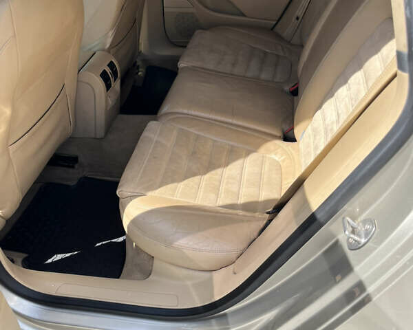 Бежевый Фольксваген Пассат, объемом двигателя 2 л и пробегом 270 тыс. км за 8500 $, фото 6 на Automoto.ua