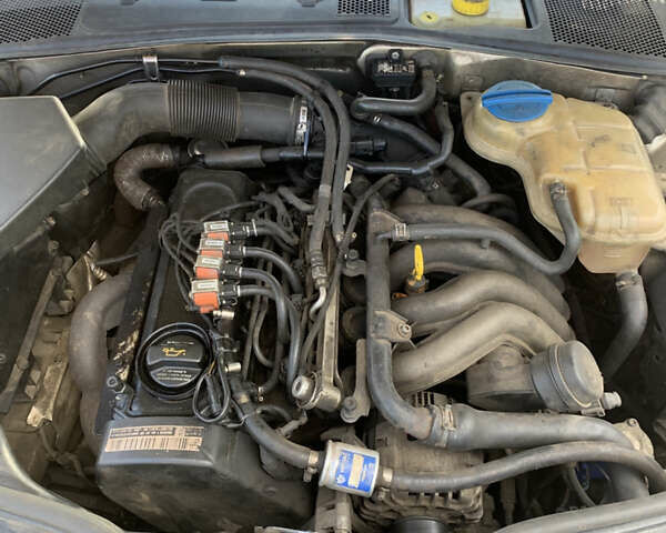 Бежевый Фольксваген Пассат, объемом двигателя 1.98 л и пробегом 300 тыс. км за 4000 $, фото 1 на Automoto.ua