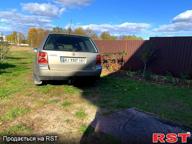 Бежевий Фольксваген Пассат, об'ємом двигуна 2 л та пробігом 300 тис. км за 4000 $, фото 1 на Automoto.ua