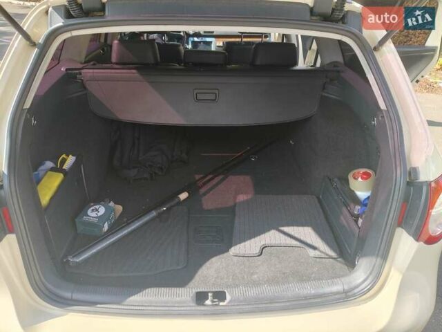 Бежевий Фольксваген Пассат, об'ємом двигуна 2 л та пробігом 360 тис. км за 5999 $, фото 27 на Automoto.ua