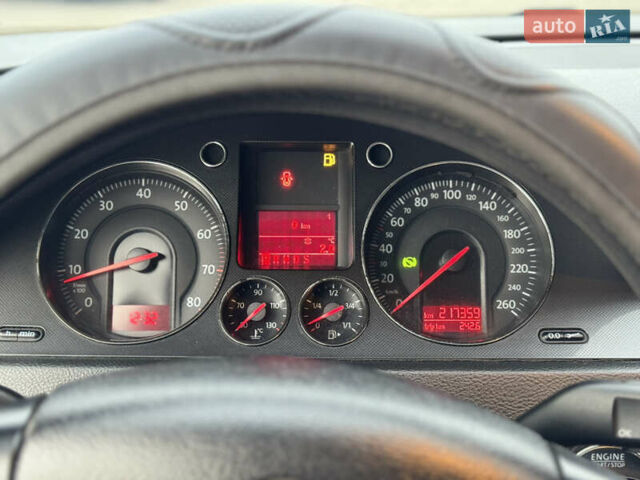 Бежевый Фольксваген Пассат, объемом двигателя 2 л и пробегом 217 тыс. км за 6300 $, фото 13 на Automoto.ua