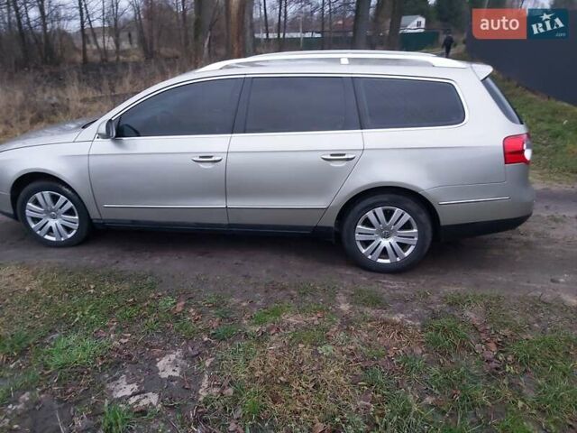 Бежевый Фольксваген Пассат, объемом двигателя 1.97 л и пробегом 300 тыс. км за 5500 $, фото 7 на Automoto.ua