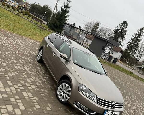 Бежевий Фольксваген Пассат, об'ємом двигуна 2 л та пробігом 230 тис. км за 9400 $, фото 10 на Automoto.ua