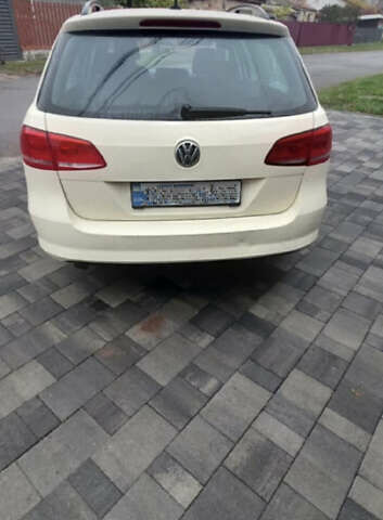 Бежевый Фольксваген Пассат, объемом двигателя 1.6 л и пробегом 390 тыс. км за 7100 $, фото 4 на Automoto.ua