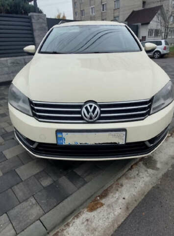 Бежевый Фольксваген Пассат, объемом двигателя 1.6 л и пробегом 390 тыс. км за 7100 $, фото 2 на Automoto.ua