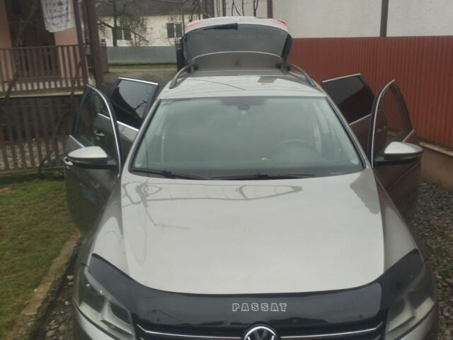 Бежевый Фольксваген Пассат, объемом двигателя 2 л и пробегом 243 тыс. км за 11114 $, фото 4 на Automoto.ua