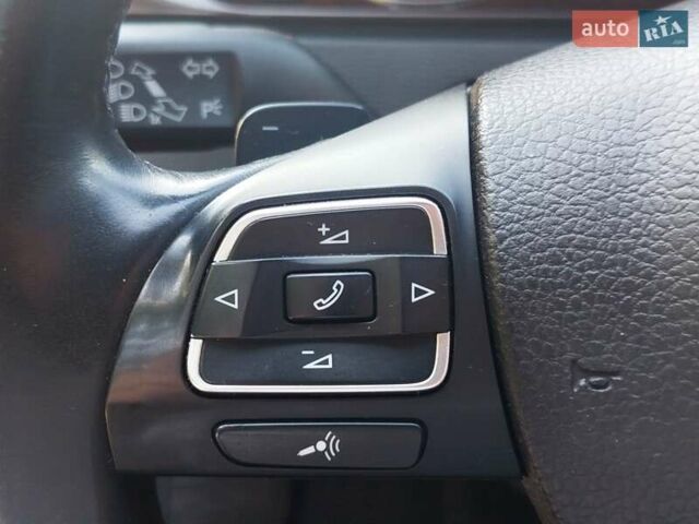 Бежевый Фольксваген Пассат, объемом двигателя 2 л и пробегом 420 тыс. км за 10300 $, фото 26 на Automoto.ua