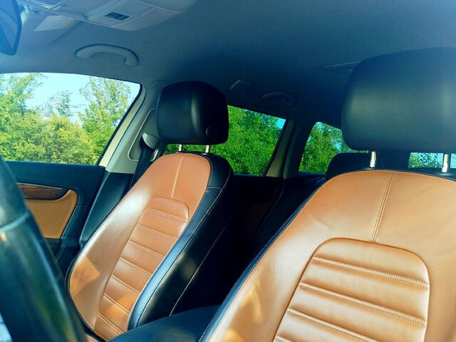 Бежевый Фольксваген Пассат, объемом двигателя 2 л и пробегом 420 тыс. км за 10500 $, фото 7 на Automoto.ua