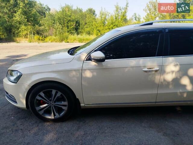Бежевый Фольксваген Пассат, объемом двигателя 2 л и пробегом 420 тыс. км за 10300 $, фото 8 на Automoto.ua