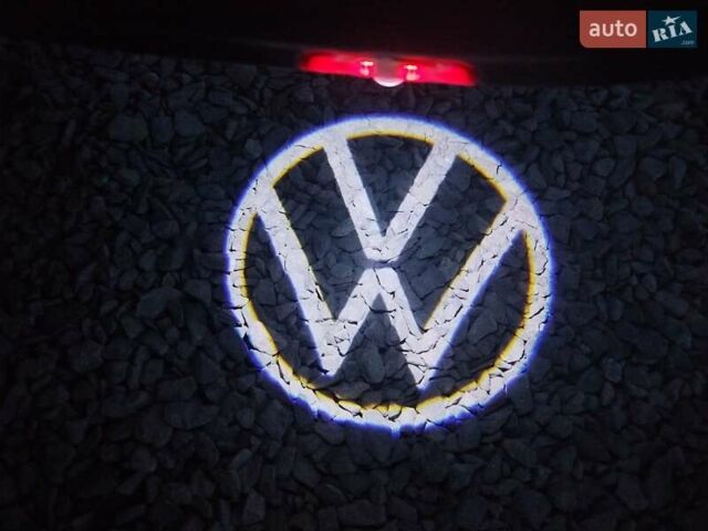 Бежевый Фольксваген Пассат, объемом двигателя 2 л и пробегом 420 тыс. км за 10300 $, фото 43 на Automoto.ua