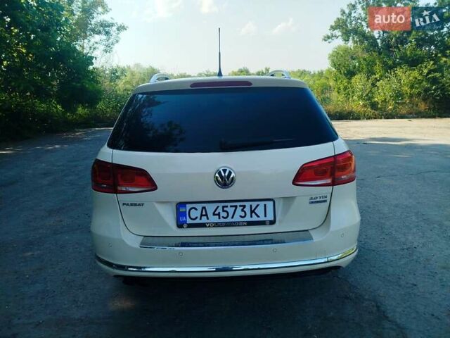 Бежевый Фольксваген Пассат, объемом двигателя 2 л и пробегом 420 тыс. км за 10300 $, фото 6 на Automoto.ua