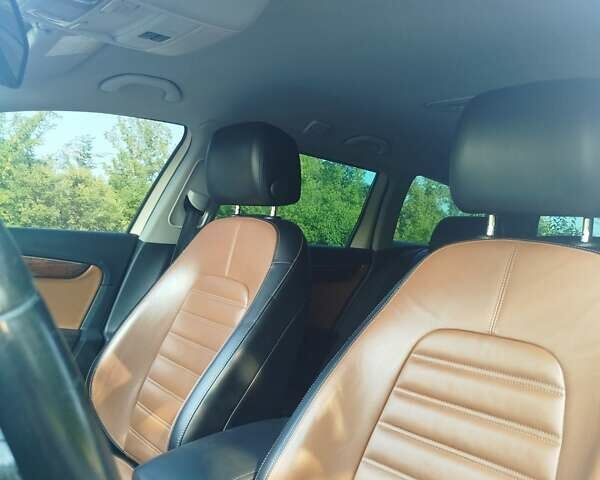 Бежевый Фольксваген Пассат, объемом двигателя 2 л и пробегом 420 тыс. км за 10300 $, фото 13 на Automoto.ua