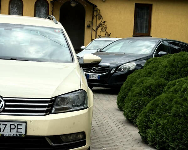 Бежевий Фольксваген Пассат, об'ємом двигуна 2 л та пробігом 284 тис. км за 9800 $, фото 37 на Automoto.ua