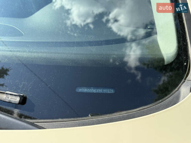 Бежевий Фольксваген Пассат, об'ємом двигуна 2 л та пробігом 284 тис. км за 9800 $, фото 31 на Automoto.ua