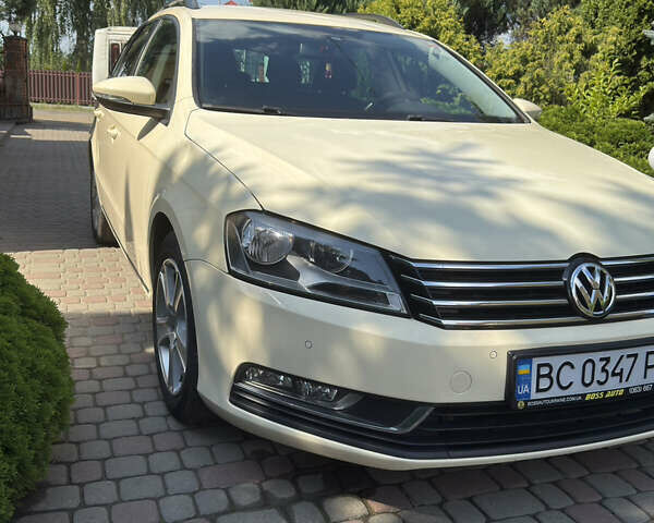 Бежевий Фольксваген Пассат, об'ємом двигуна 2 л та пробігом 284 тис. км за 9800 $, фото 2 на Automoto.ua