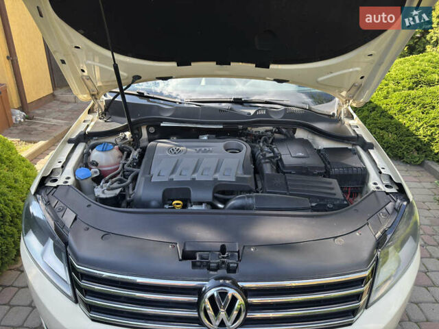 Бежевий Фольксваген Пассат, об'ємом двигуна 2 л та пробігом 284 тис. км за 9800 $, фото 32 на Automoto.ua