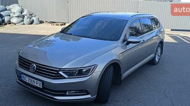 Бежевый Фольксваген Пассат, объемом двигателя 1.6 л и пробегом 247 тыс. км за 13400 $, фото 1 на Automoto.ua