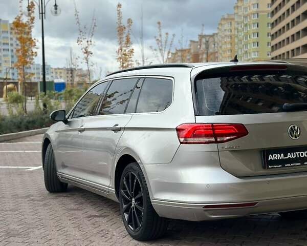 Бежевий Фольксваген Пассат, об'ємом двигуна 2 л та пробігом 265 тис. км за 13200 $, фото 7 на Automoto.ua